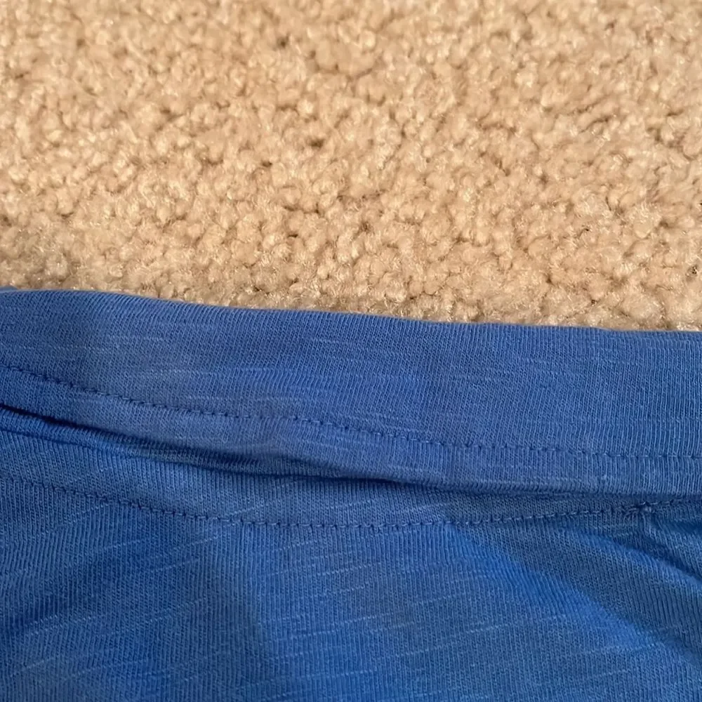 GYMBOREE SIZE SMALL KIDS SHIRT